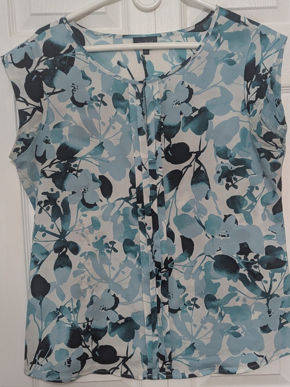 The Limited Floral Blue Cap Sleeve Size Large Women's Blouse Top Career Office